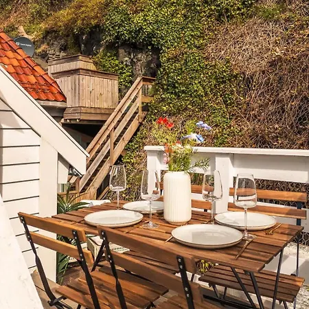 Apartment Floor With Terrace & Views *