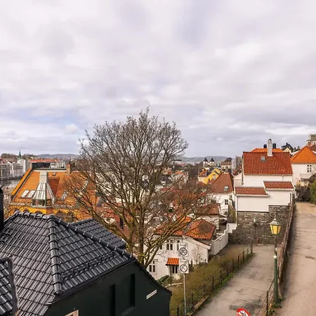 Floor With Terrace & Views Apartment